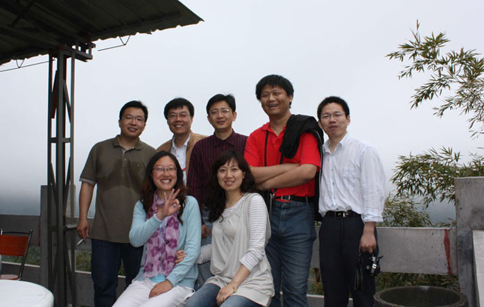 雪缘园足球比分
青联会组织青年教师开展户外踏青活动