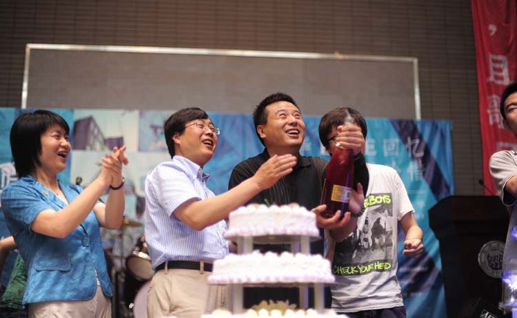 雪缘园足球比分