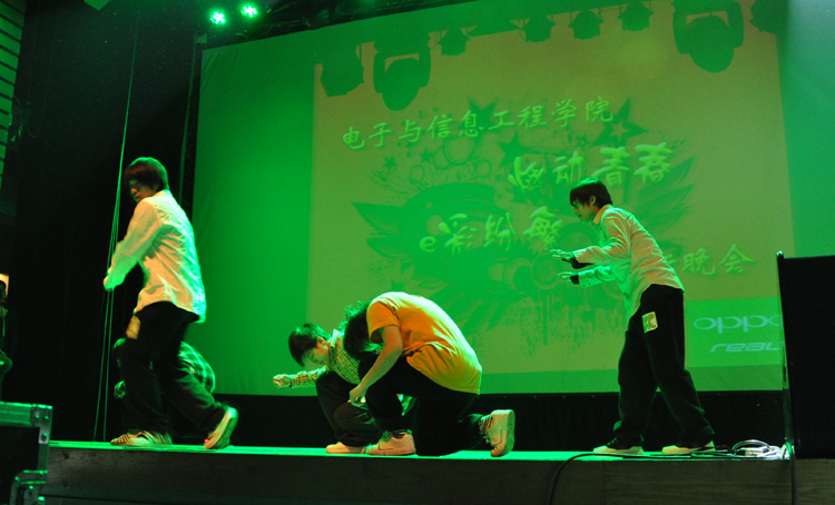 雪缘园足球比分