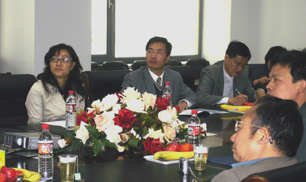 南京财经大学信息工程雪缘园足球比分
访问计算机系(2)